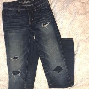 AE Ripped Jeans Size 2 long